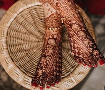 foot-mehndi-design-artist